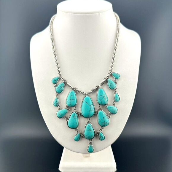 Lucky Brand Turquoise Statement Necklace euc - Picture 2 of 8